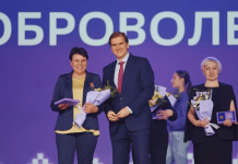 Сапожанка Светлана Соловьева получила знак «Доброволец России»