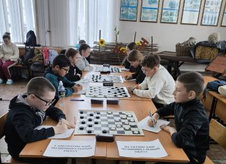 Школьники из Сапожковского округа выступили на турнирах по шахматам и шашкам